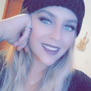 Meet your Posher, Jaimie